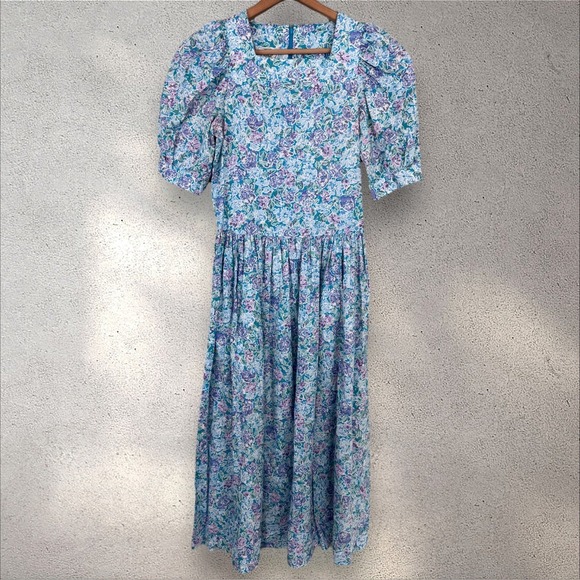 Laura Ashley Dresses & Skirts - Vtg LAURA ASHLEY Floral Puff Sleeve Square Neck Cotton Cottagecore Dress Sz US 6